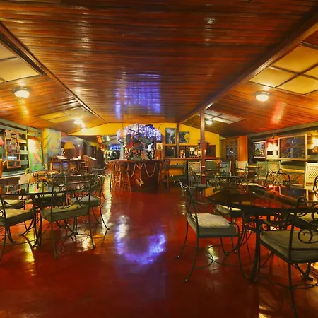 Hotel La Mansion Inn Arenal